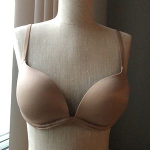 Victoria’s Secret- Bra